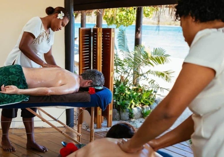 Hotel Nanuya Island Resort