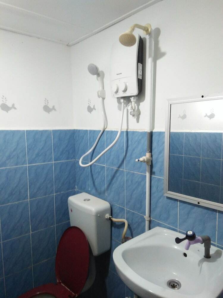 Posada Nazri Nipah Camp