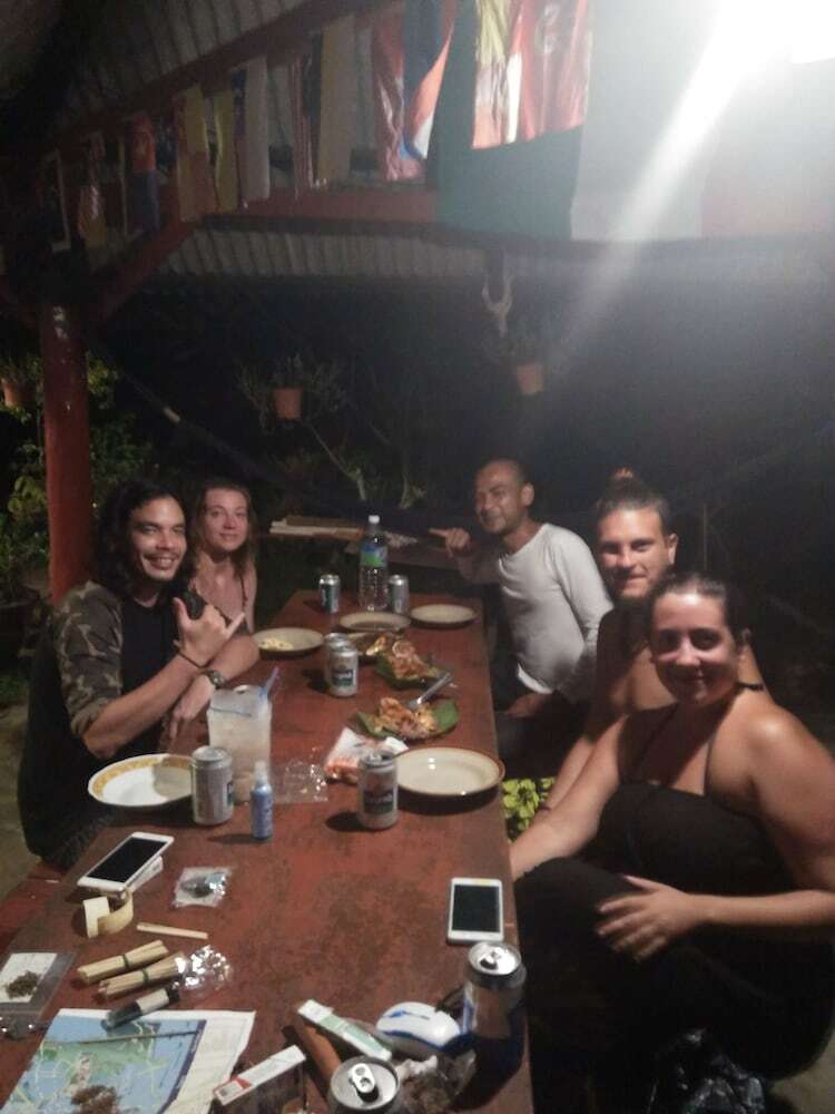 Posada Nazri Nipah Camp