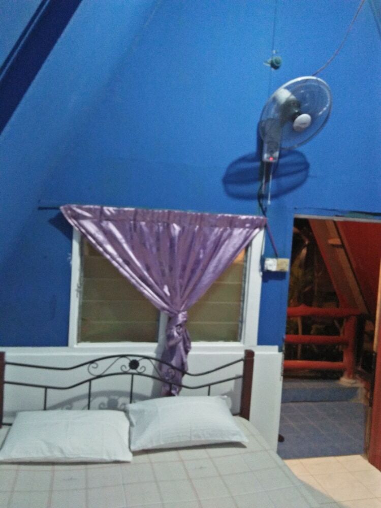 Posada Nazri Nipah Camp