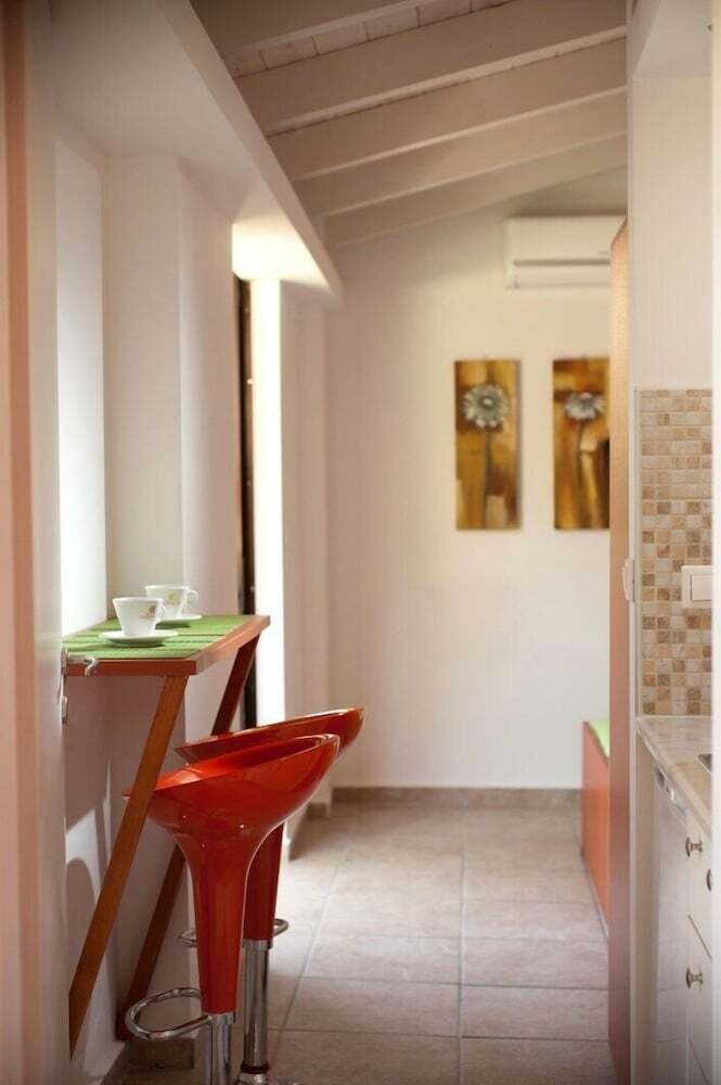 Aparthotel Nikolas Suites