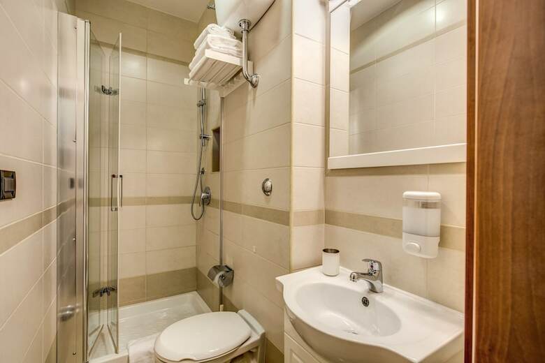 Hotel Artemis Guest House