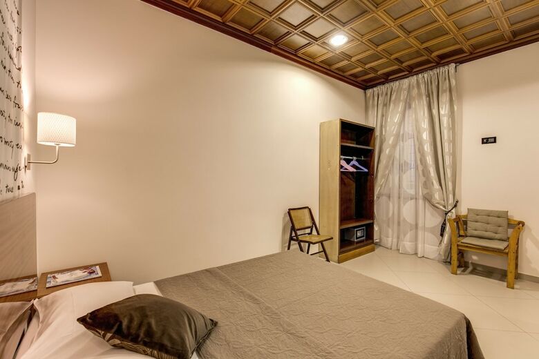 Hotel Artemis Guest House