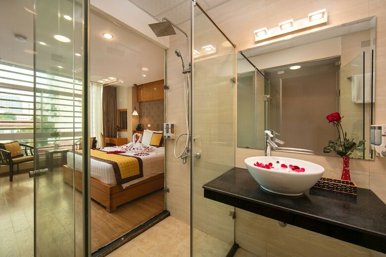 Hanoi Lotus Boutique Hotel