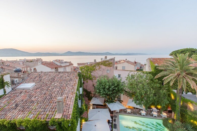 Hotel H�tel Restaurant Le Yaca