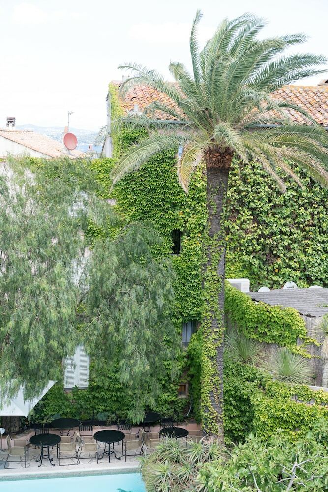 Hotel H�tel Restaurant Le Yaca