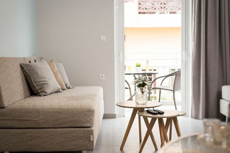 Irini Stalos Apartments