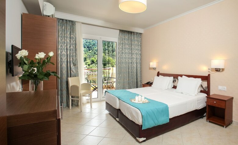 Electra Hotel