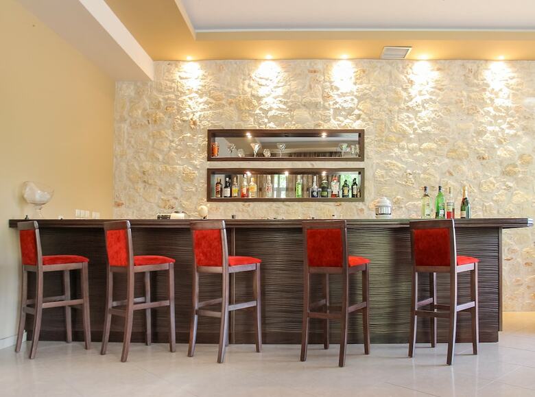 Electra Hotel