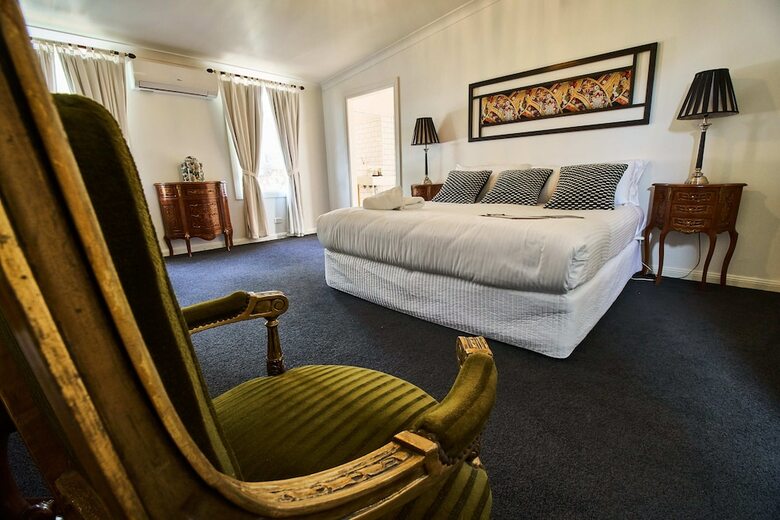 The Bronte Boutique Hotel