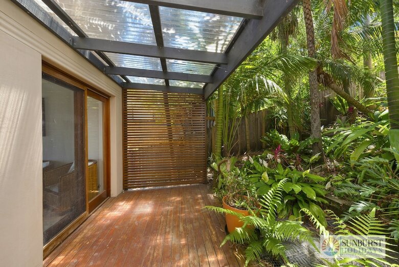 Mcauleys Beach House