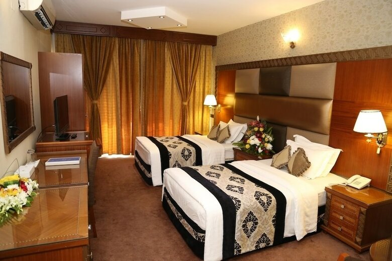 Dubai Palm Hotel