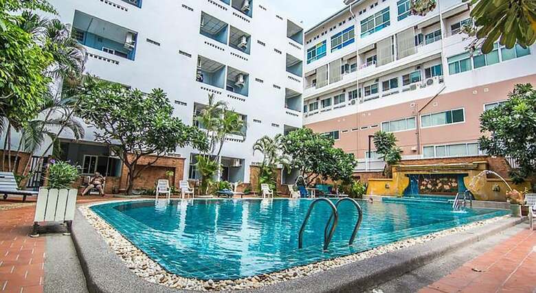 Hotel Sutus Court 4