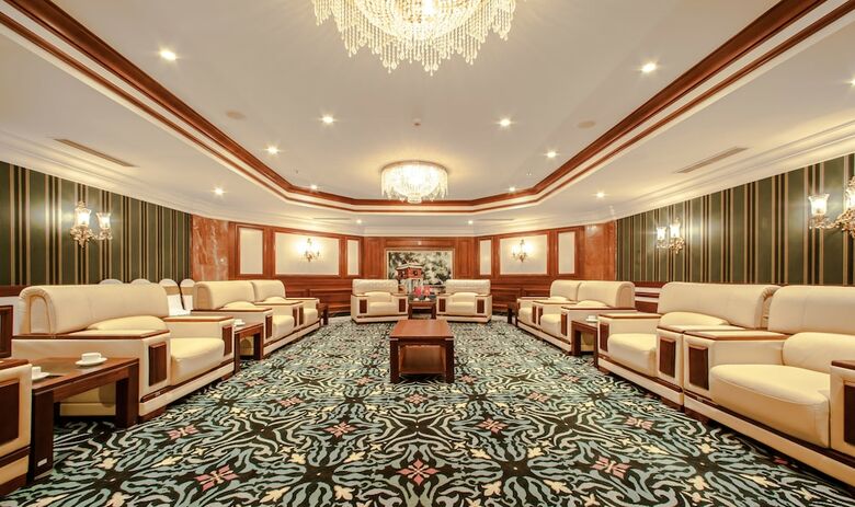 Army Hotel