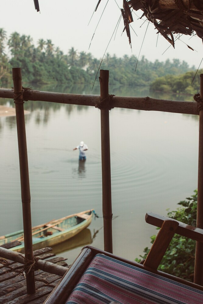 Hotel Vaayu Watermans Village
