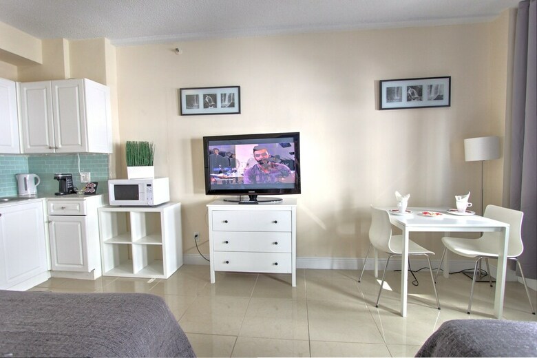 Private Apartments At The Casablanca
