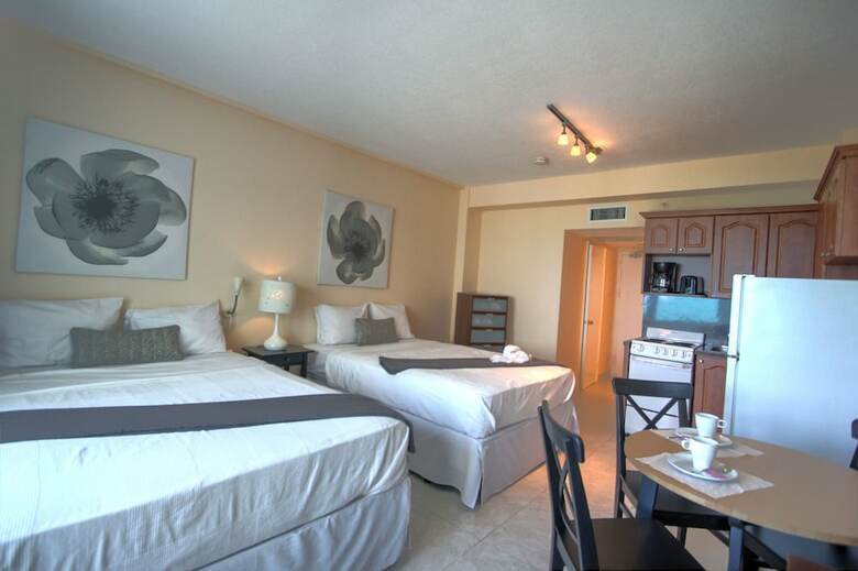 Private Apartments At The Casablanca