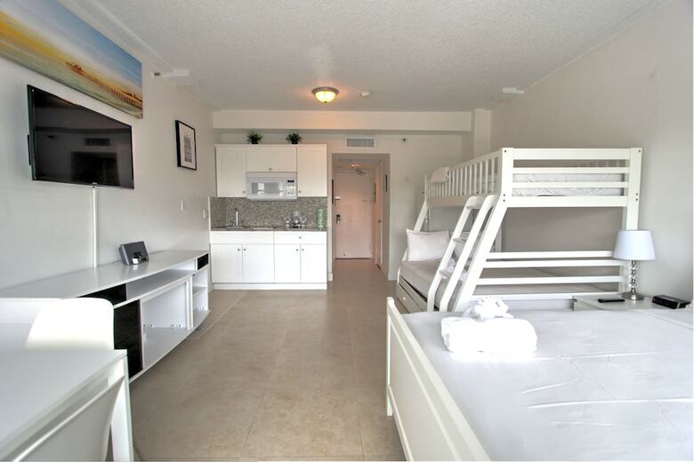 Private Apartments At The Casablanca