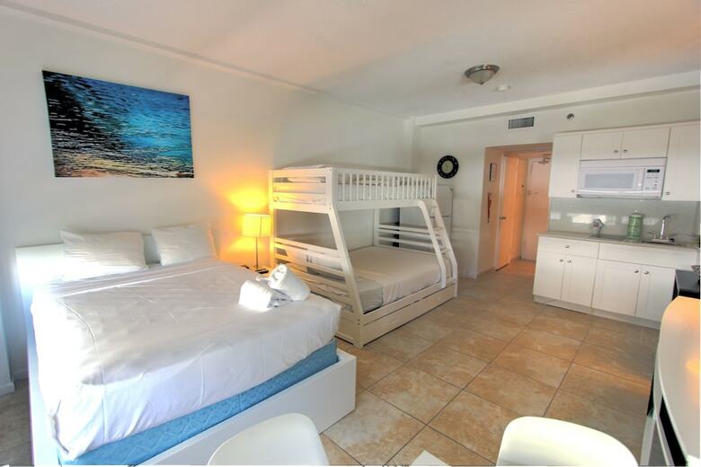 Private Apartments At The Casablanca