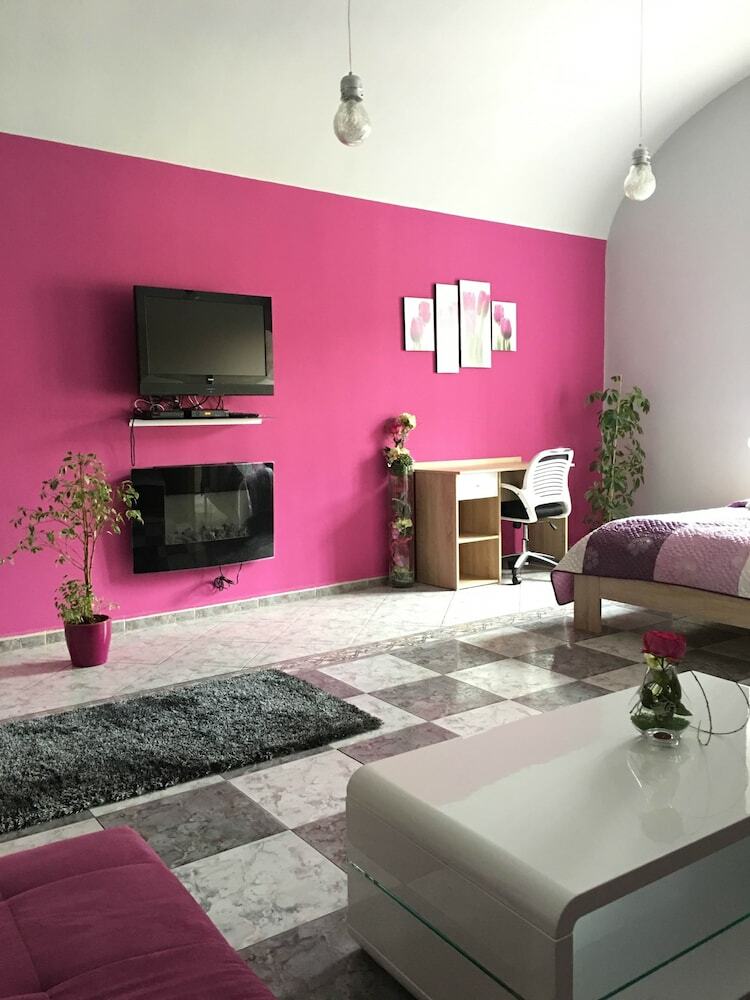 Pension Penzi�n Hradby