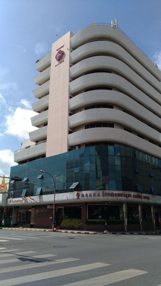 Sakura Hotel Hat Yai