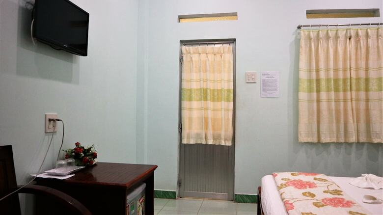 Hotel Quoc Dinh Guesthouse