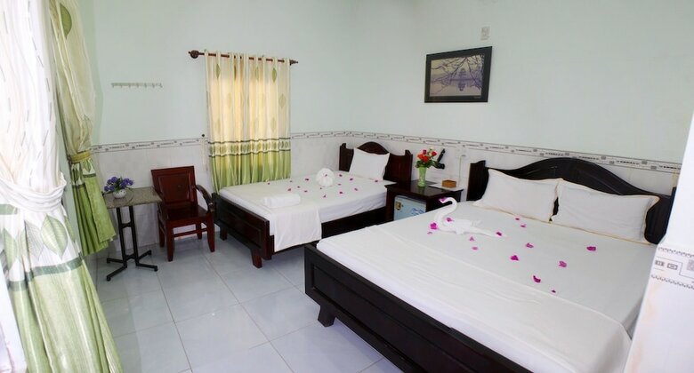Hotel Quoc Dinh Guesthouse