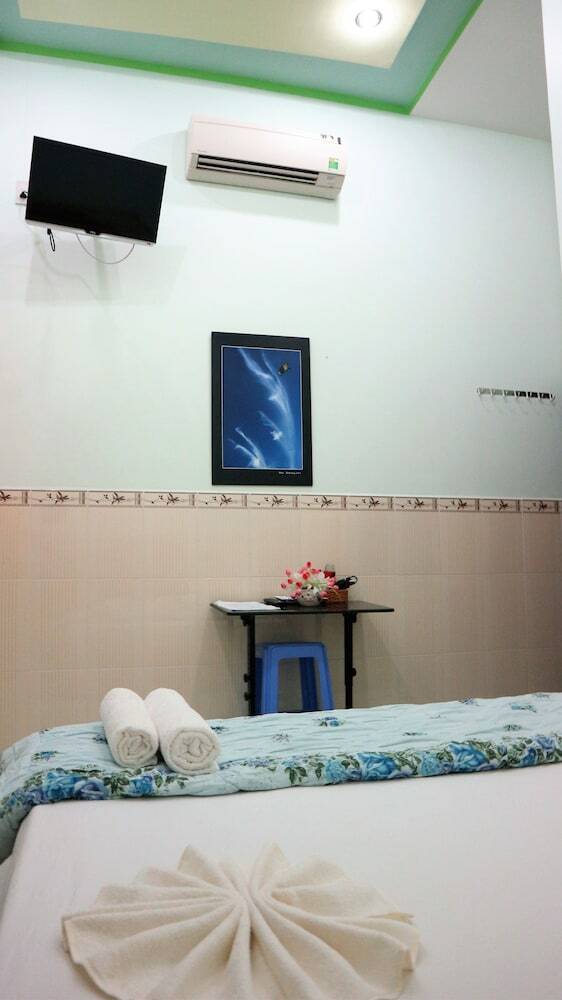 Hotel Quoc Dinh Guesthouse