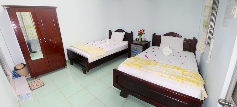 Hotel Quoc Dinh Guesthouse