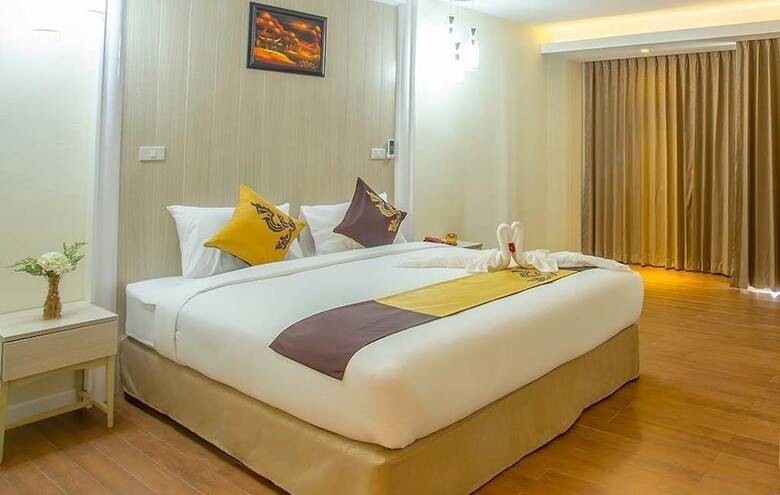 Saint Tropez Beach Resort Hotel