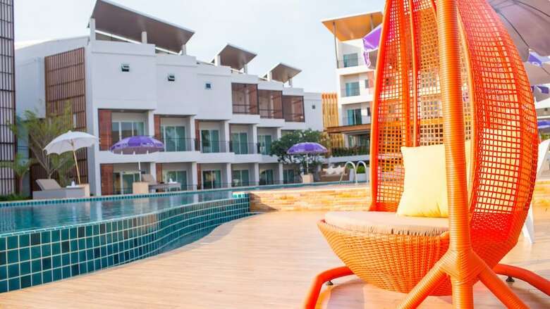 Saint Tropez Beach Resort Hotel