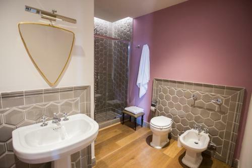 Bed & Breakfast Adastra Suites