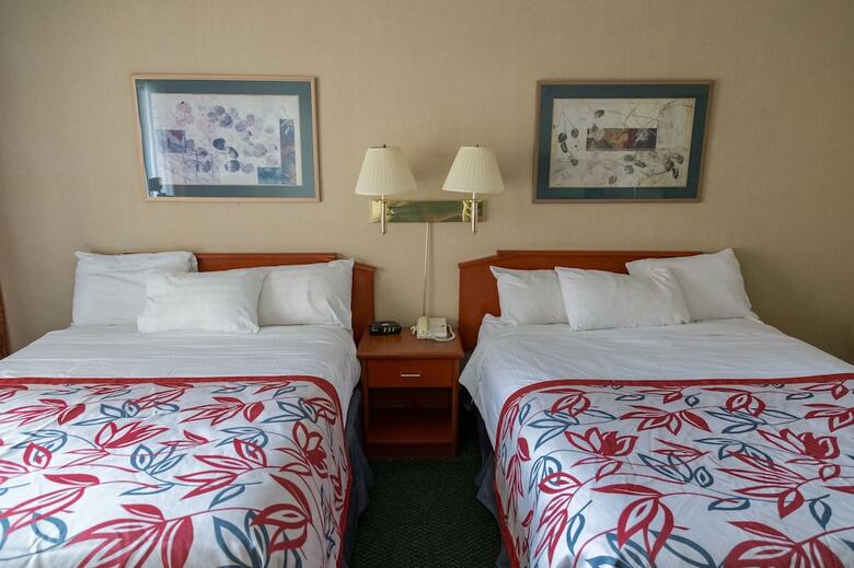 Hotel Anchor Inn And Suites