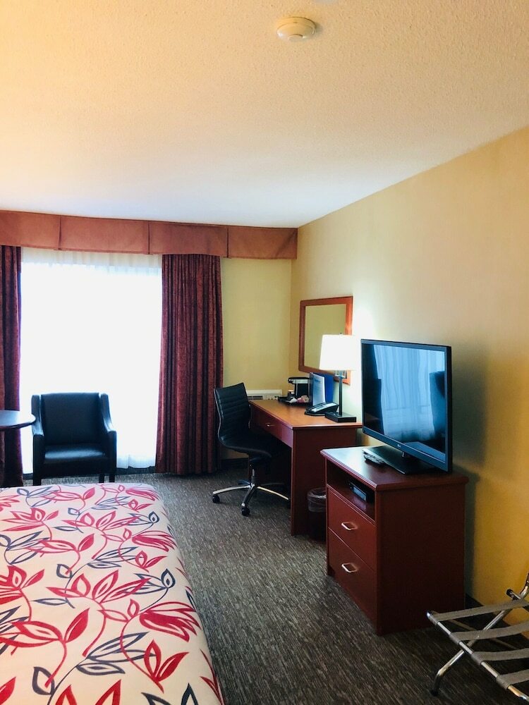 Hotel Anchor Inn And Suites