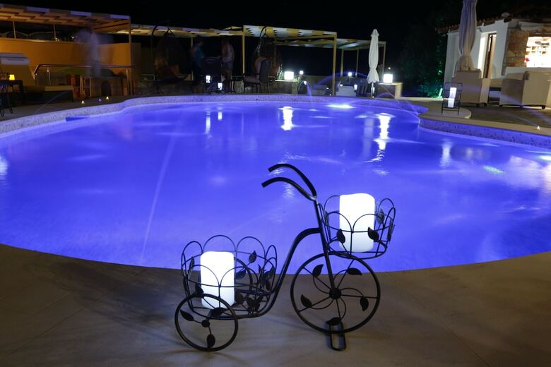 Apartamentos Skiathos Island Suites