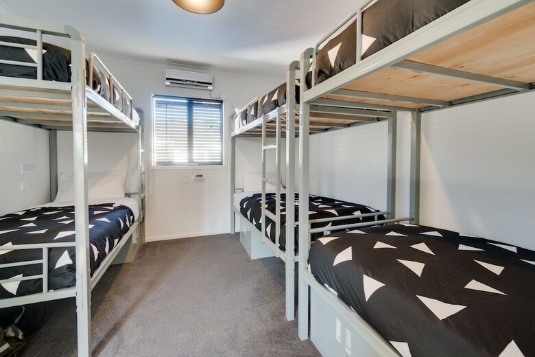 Hostal The Innbetween Lodge And Backpackers