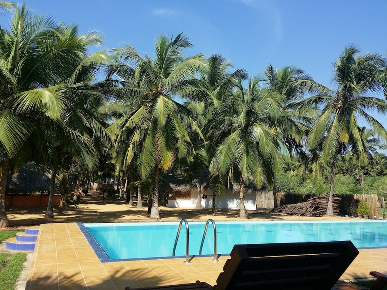 Apartamento Roshanne Beach Resort