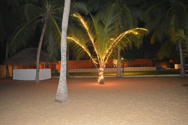 Apartamento Roshanne Beach Resort