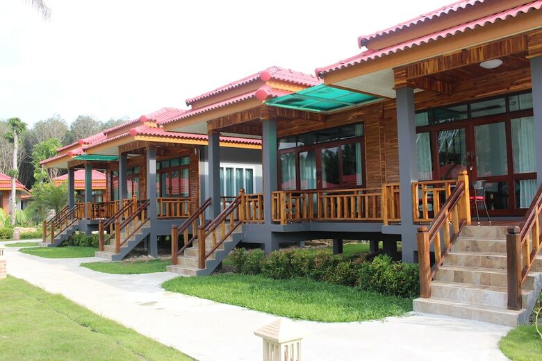 Hotel Lanta Lapaya Resort