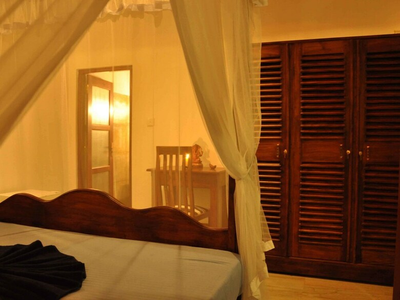 Hotel Helis Place