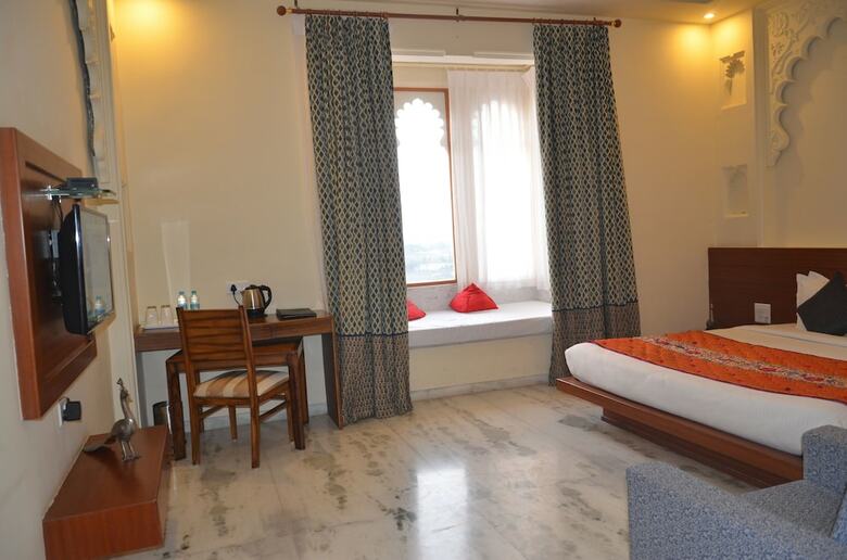 Hotel Justa Brij Bhoomi Nathdwara