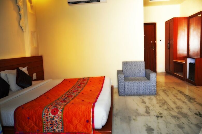 Hotel Justa Brij Bhoomi Nathdwara