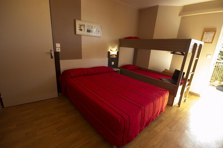 Brit Hotel Essentiel S�te Balaruc
