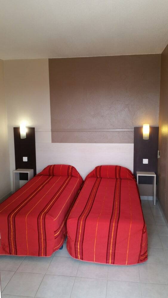 Brit Hotel Essentiel S�te Balaruc