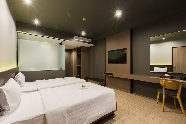Maya Phuket Airport Hotel