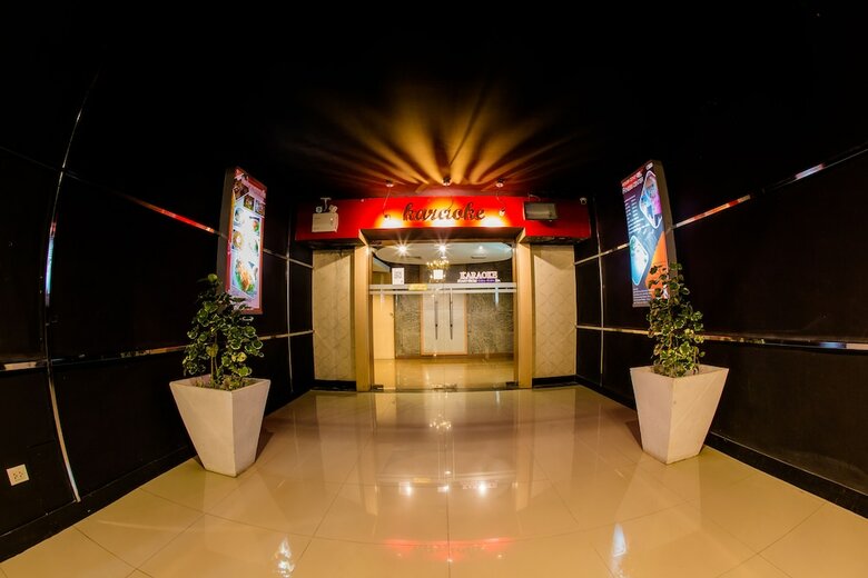 Twin Lotus Hotel