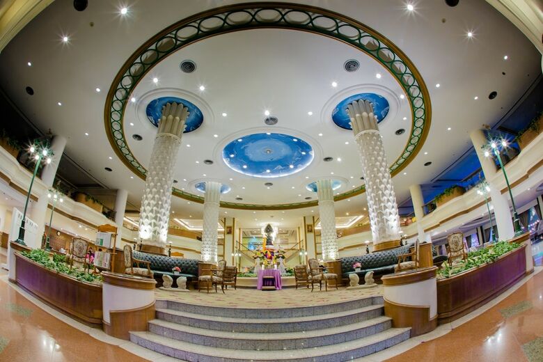 Twin Lotus Hotel