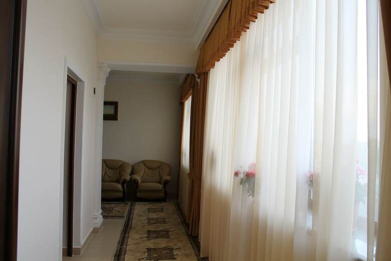 Hotel North Star (Byurakan)