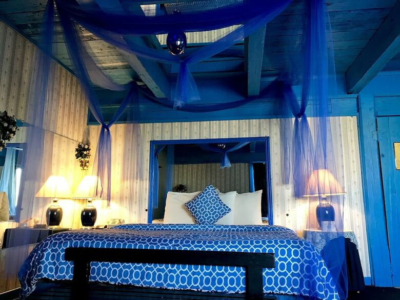 Hotel Don Q Inn