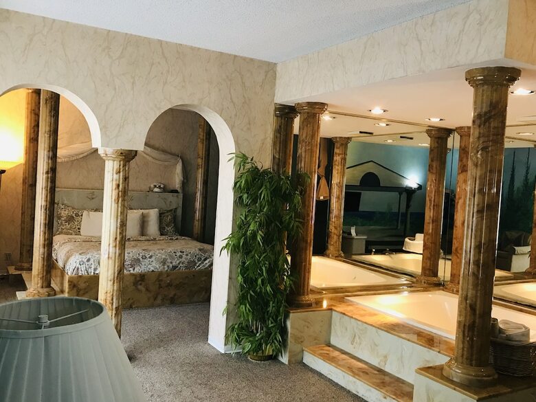 Hotel Don Q Inn